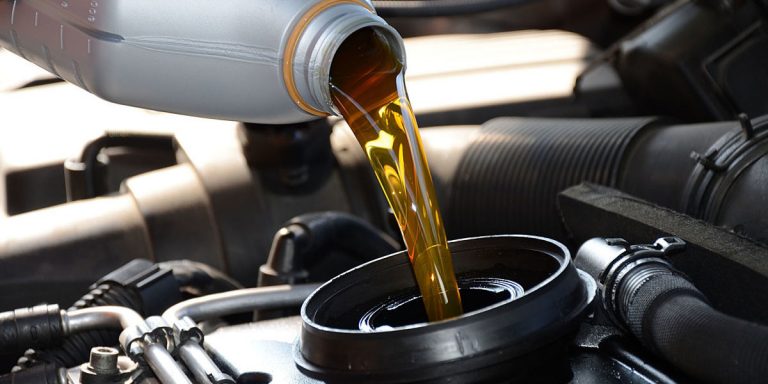 Lee más sobre el artículo <strong>Lugares donde cambian aceite de carro</strong>